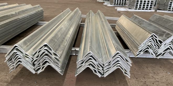 Can flat metal mounting plates be painted?